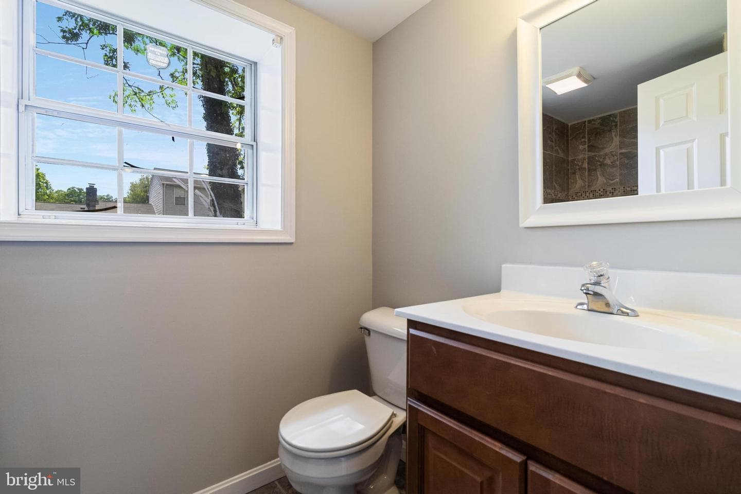 2307 Valley Oak Court photo 27
