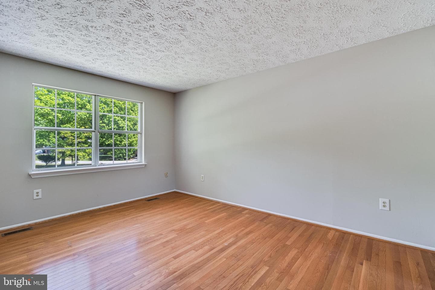 2307 Valley Oak Court photo 3