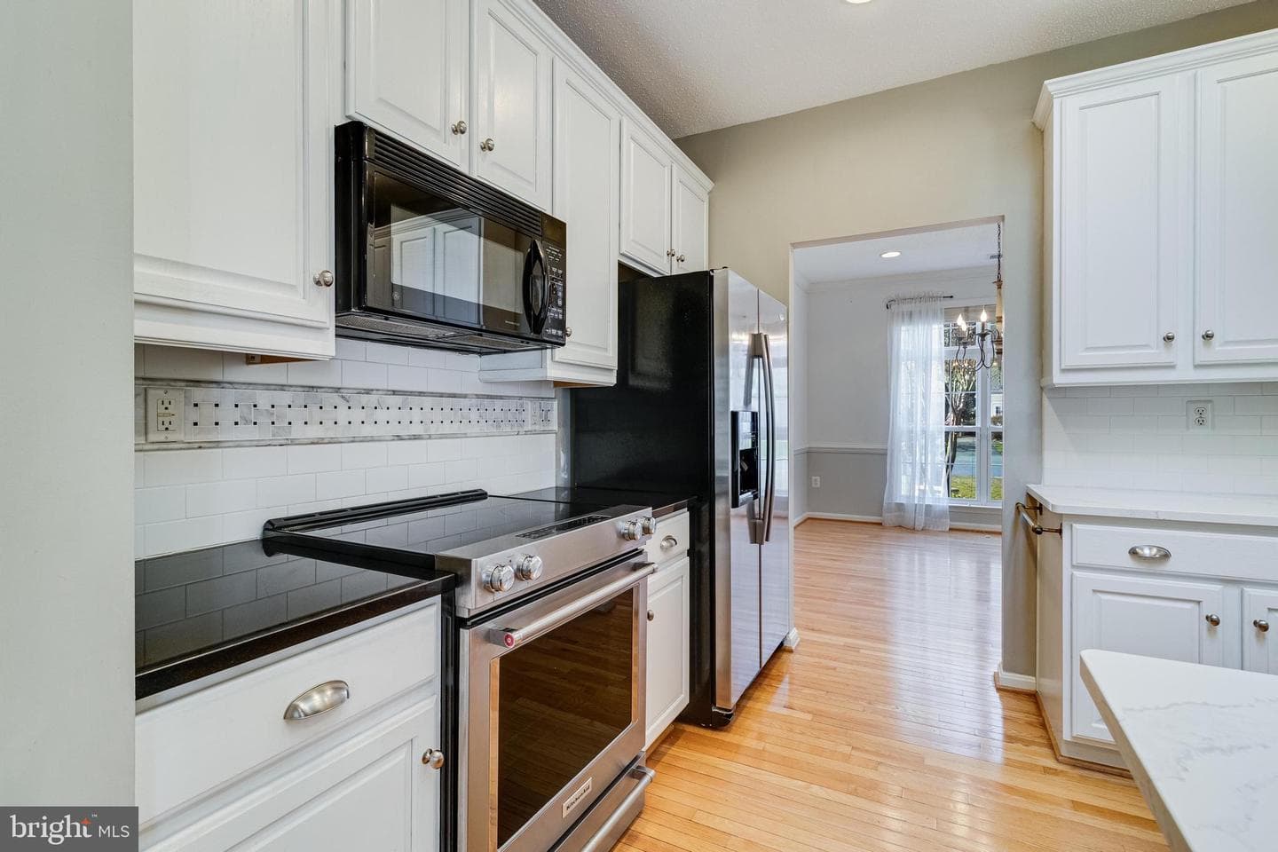 14850 King Charles Dr photo 23