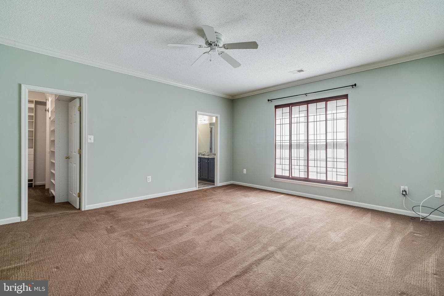 14850 King Charles Dr photo 27