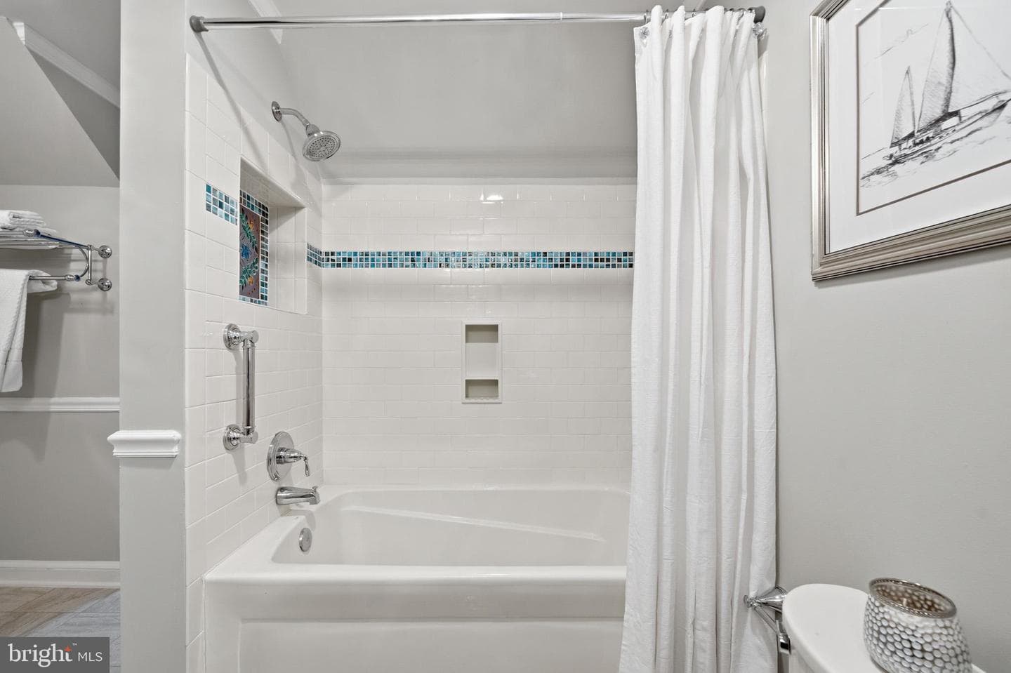 11910 Charles St photo 38
