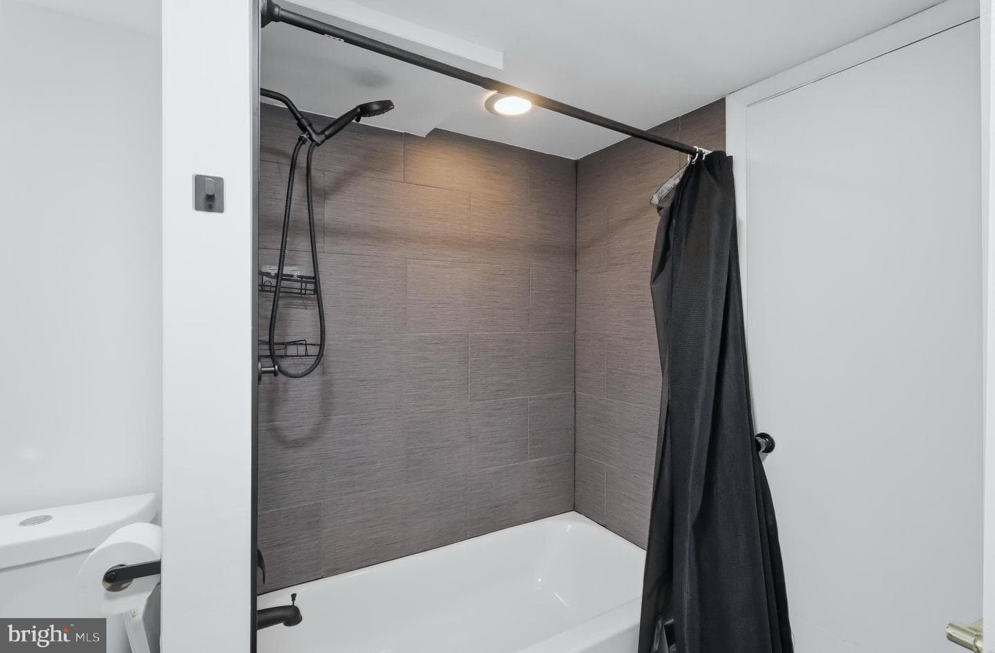 5418 Lucy Drive photo 21