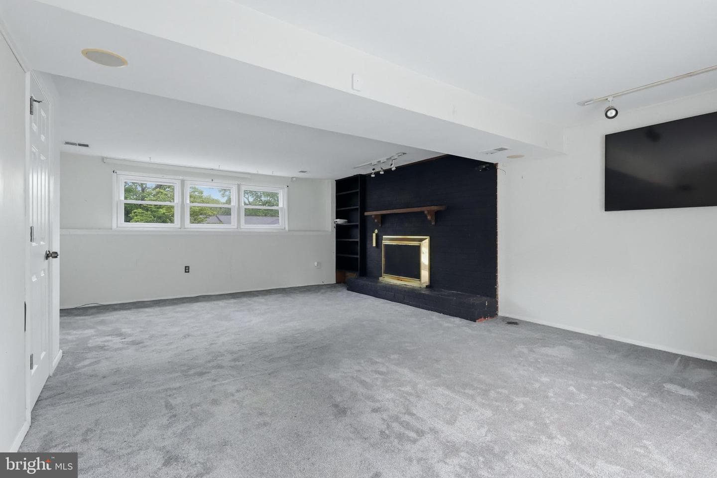 5418 Lucy Drive photo 22