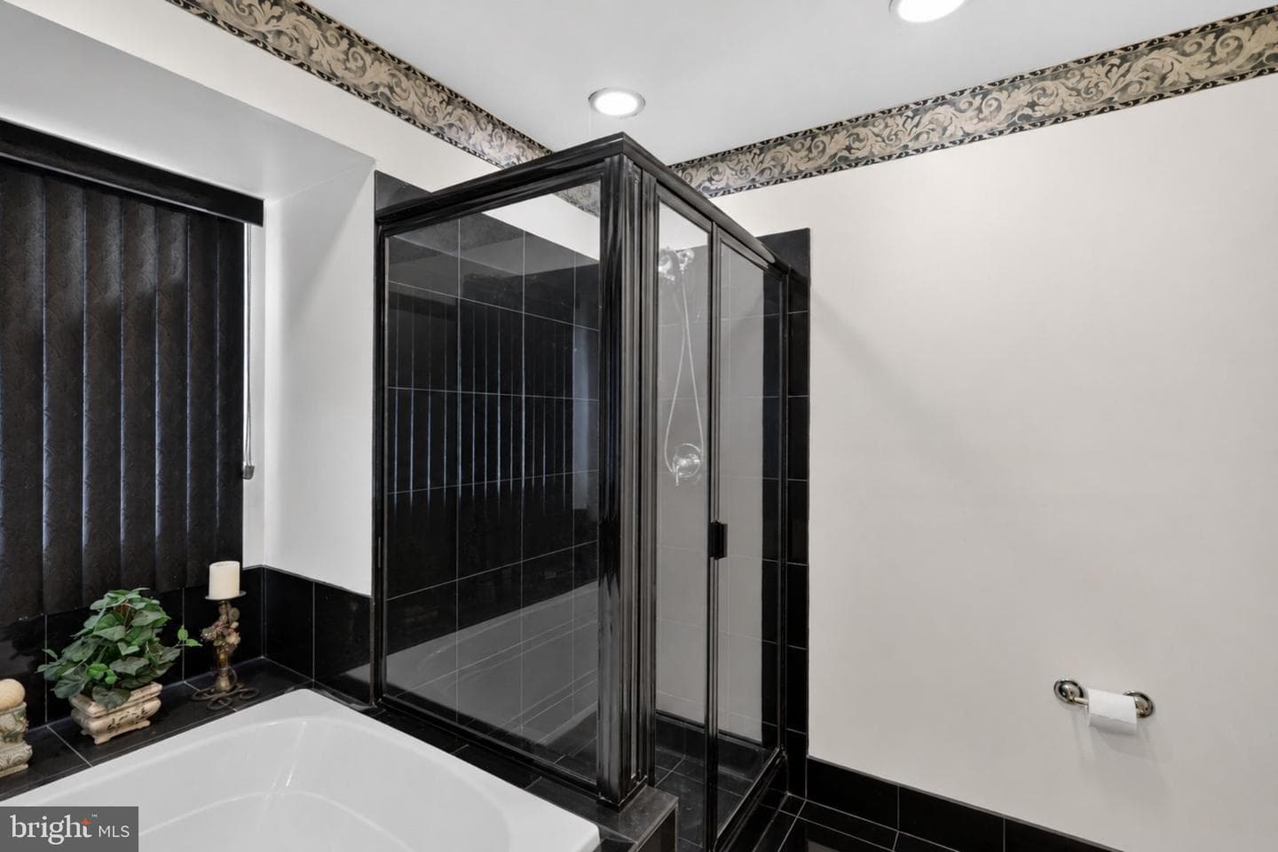 10166 Hubbard Court photo 23