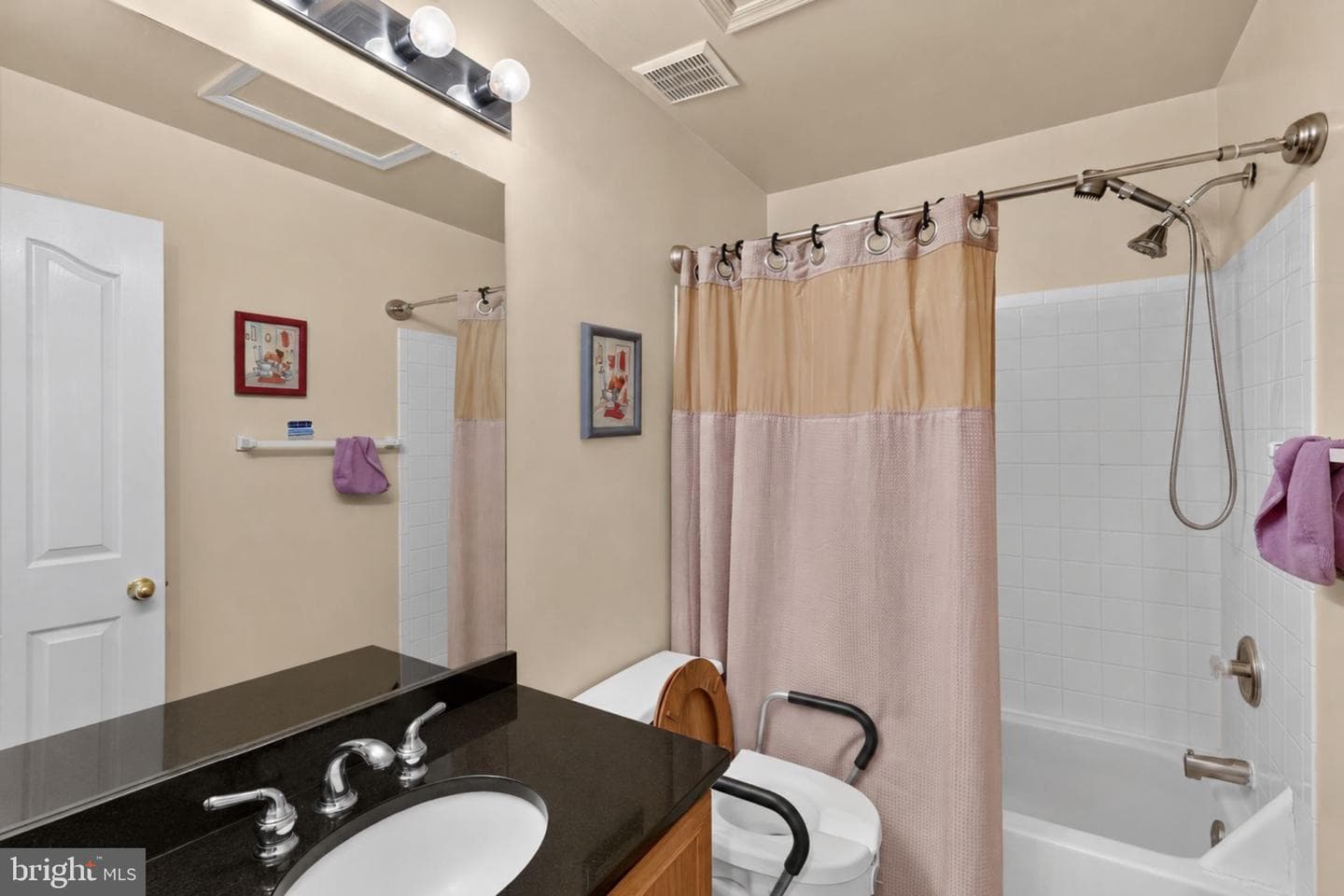 10166 Hubbard Court photo 31