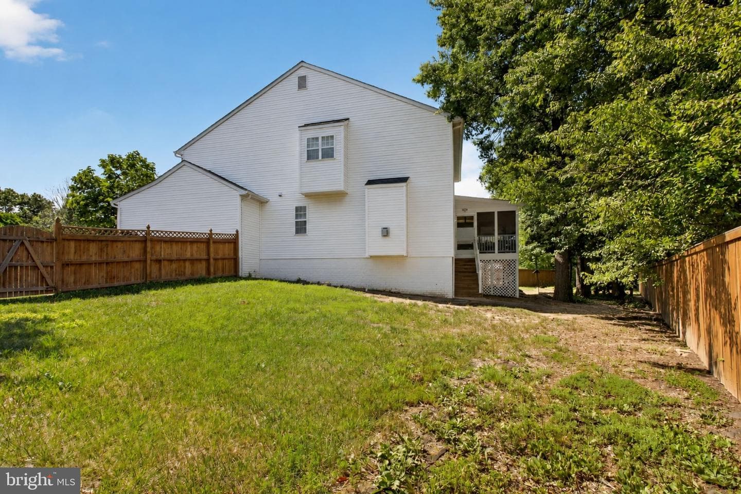 10166 Hubbard Court photo 38