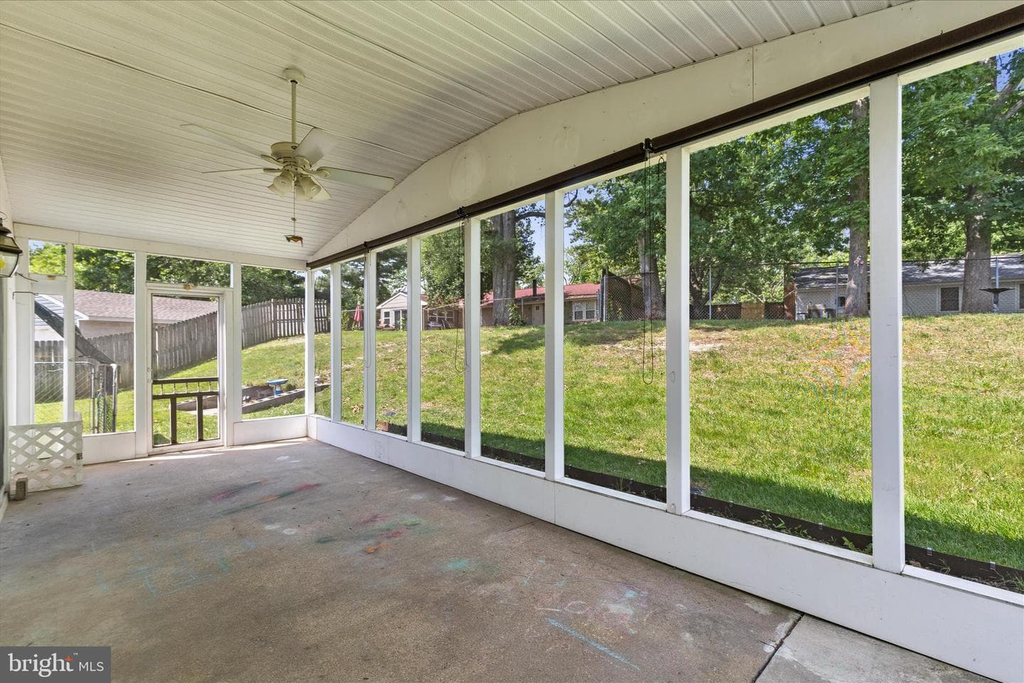 5516 Jeffrey Circle photo 31