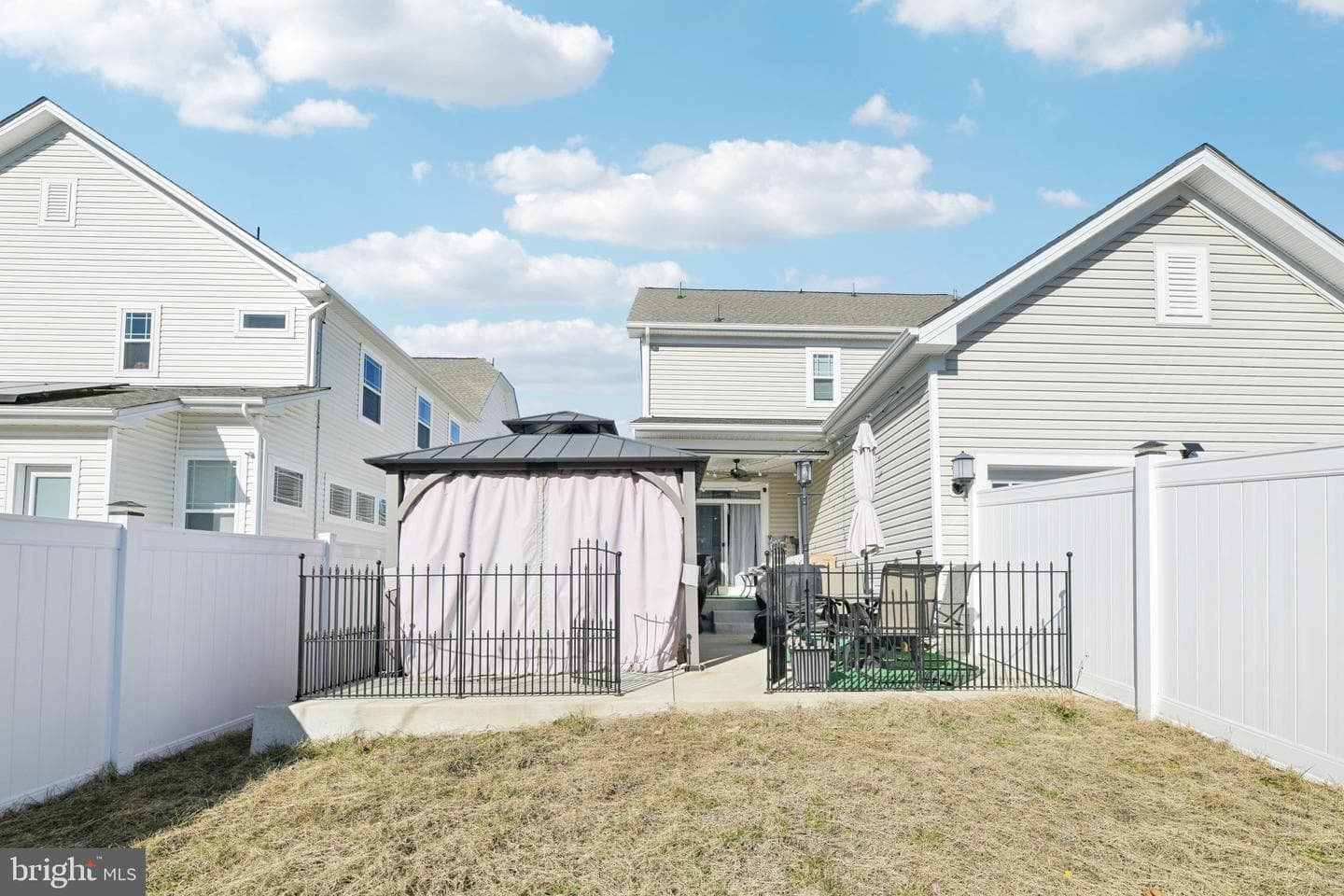 5660 Lewis Carroll Drive photo 35