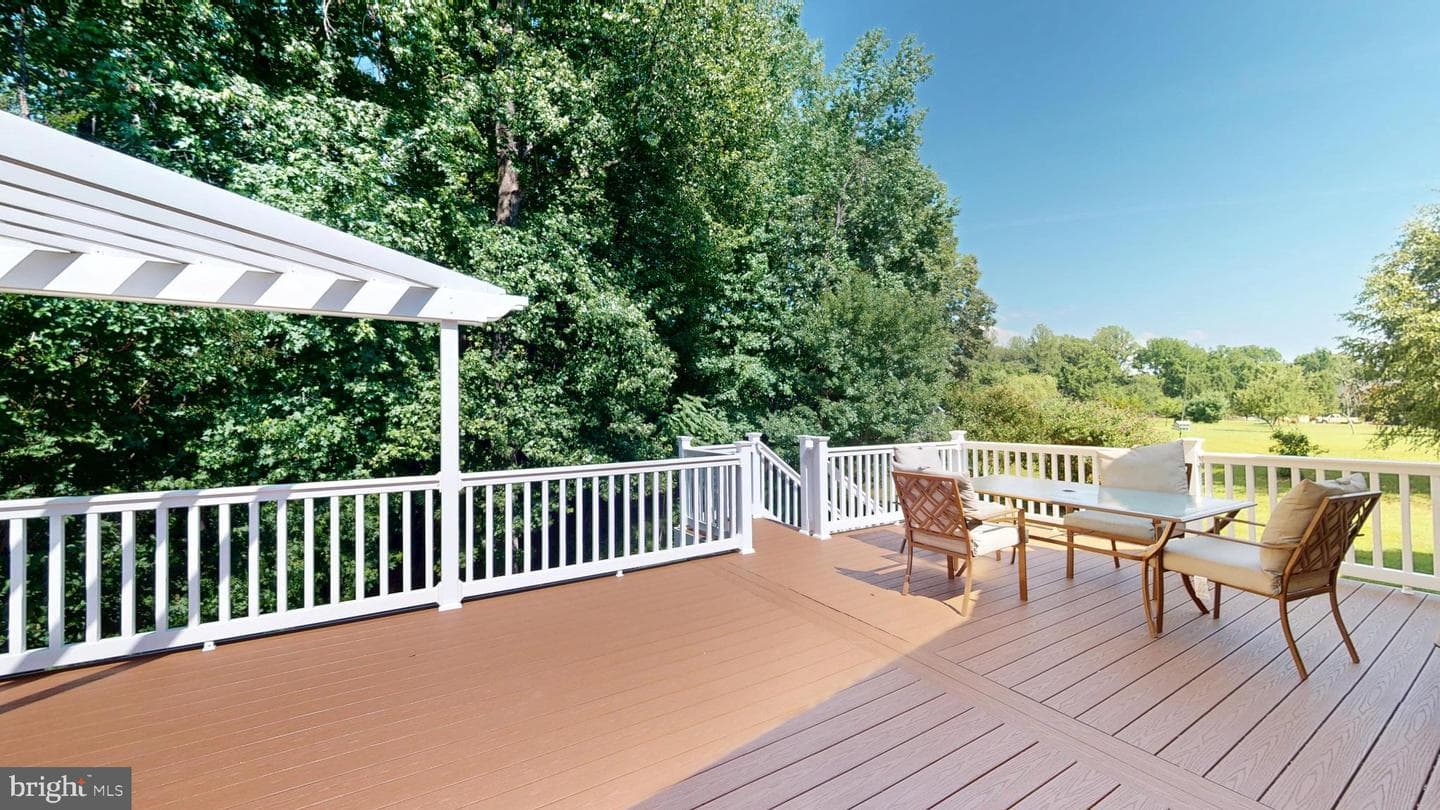 8070 Amberleigh Place photo 25
