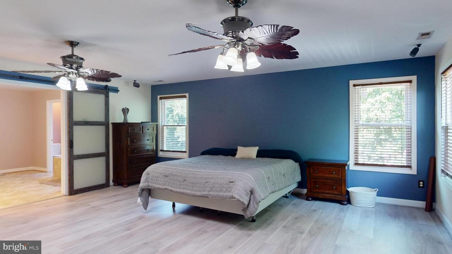 8070 Amberleigh Place photo 31