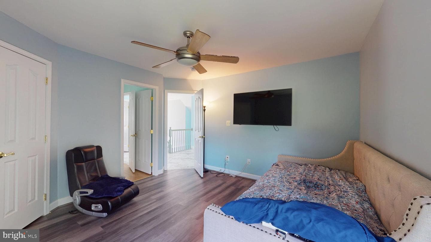 8070 Amberleigh Place photo 38