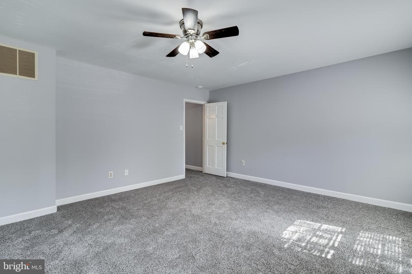 205 Heather Court photo 14