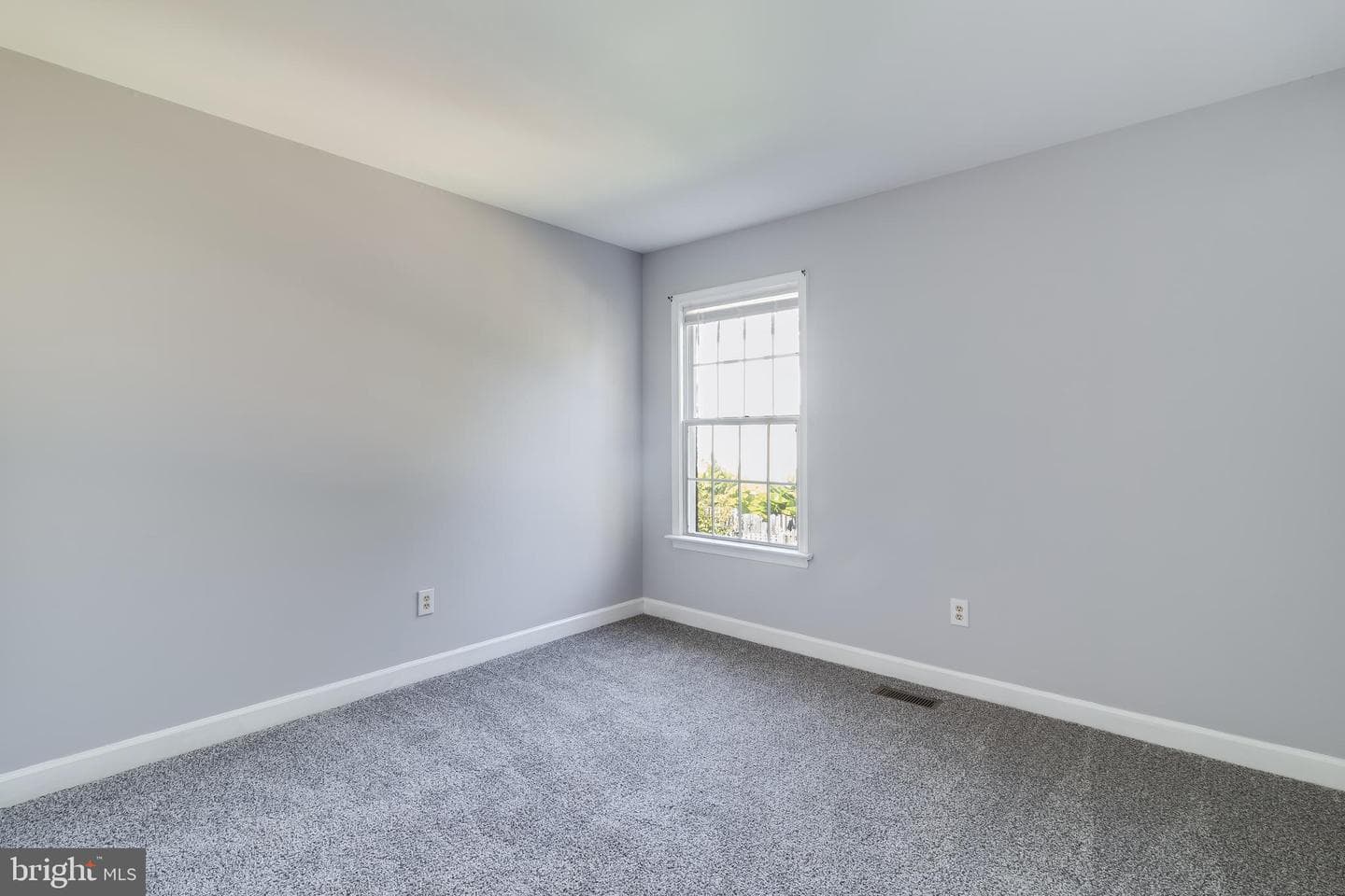 205 Heather Court photo 19
