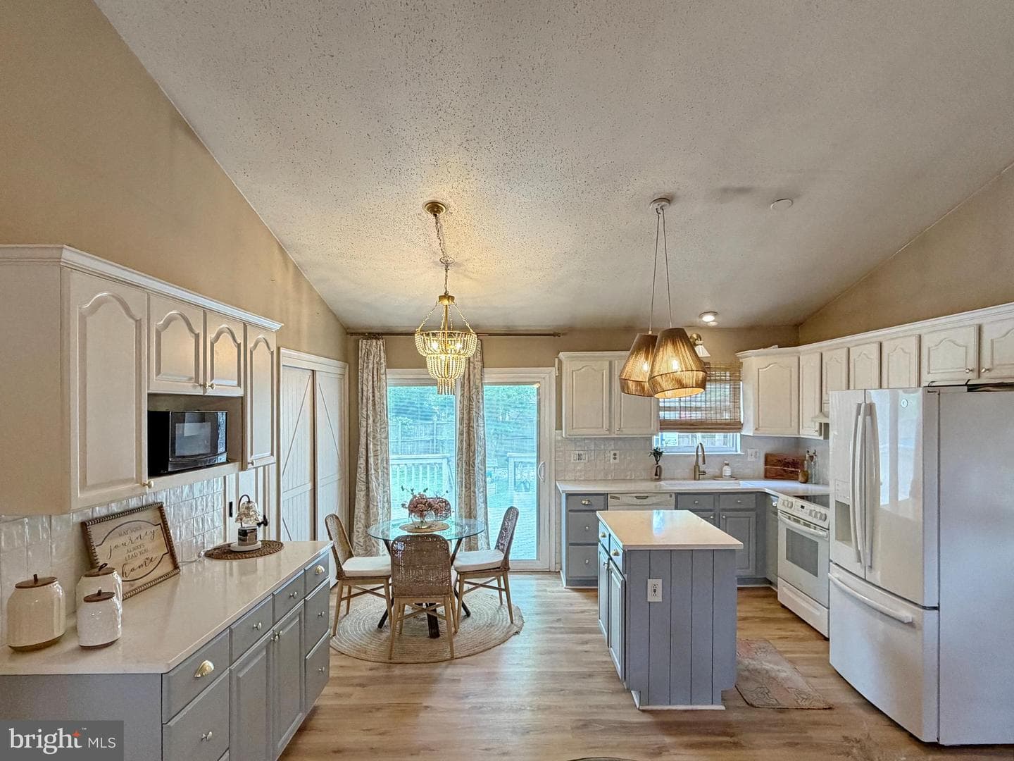 16842 Atkinson Road photo 7
