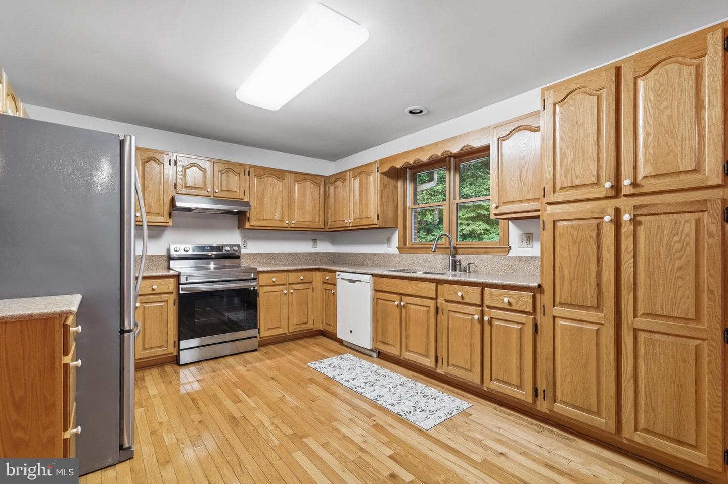 11600 Farm Drive photo 13