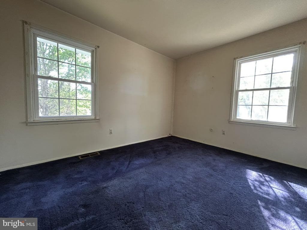 2152 Crest Circle photo 6