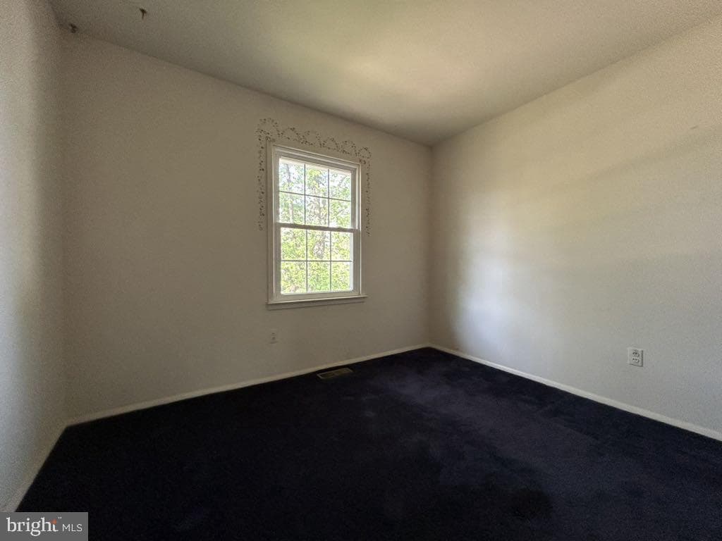 2152 Crest Circle photo 9