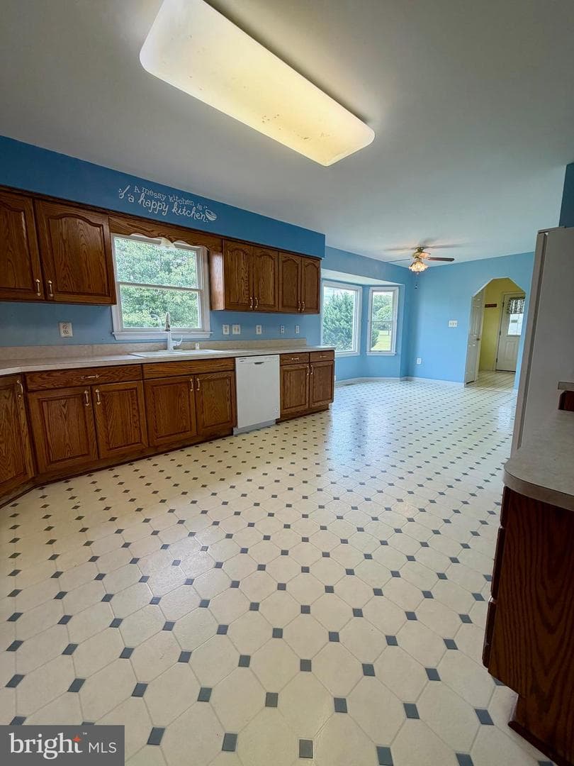 8210 Hudson Drive photo 24