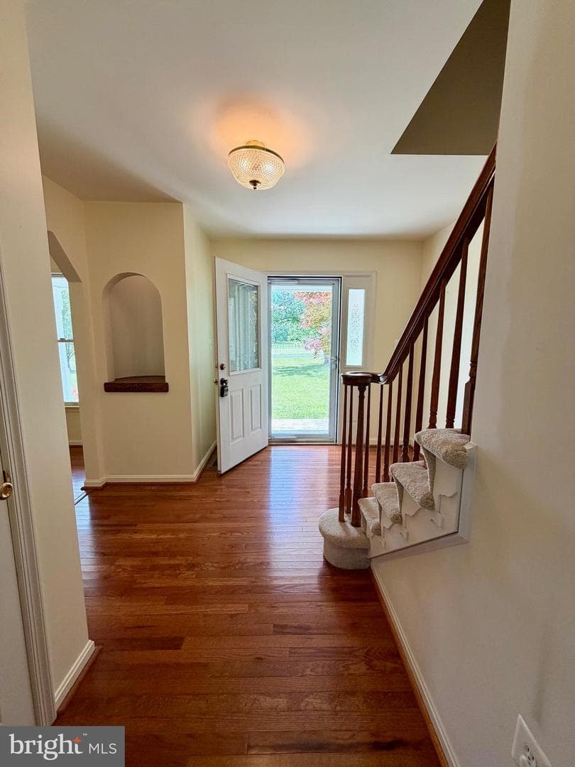 8210 Hudson Drive photo 5
