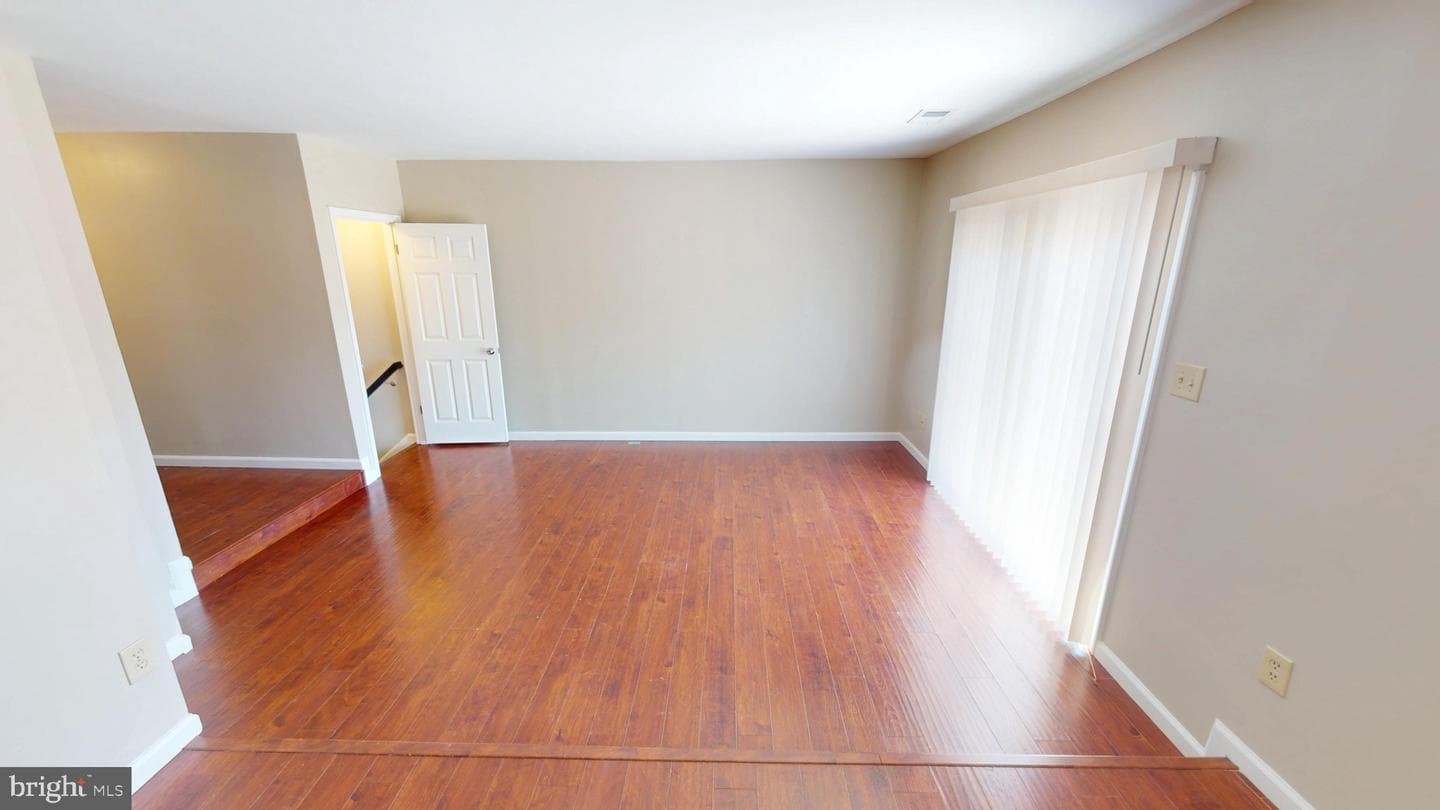 826 Holly Drive photo 16