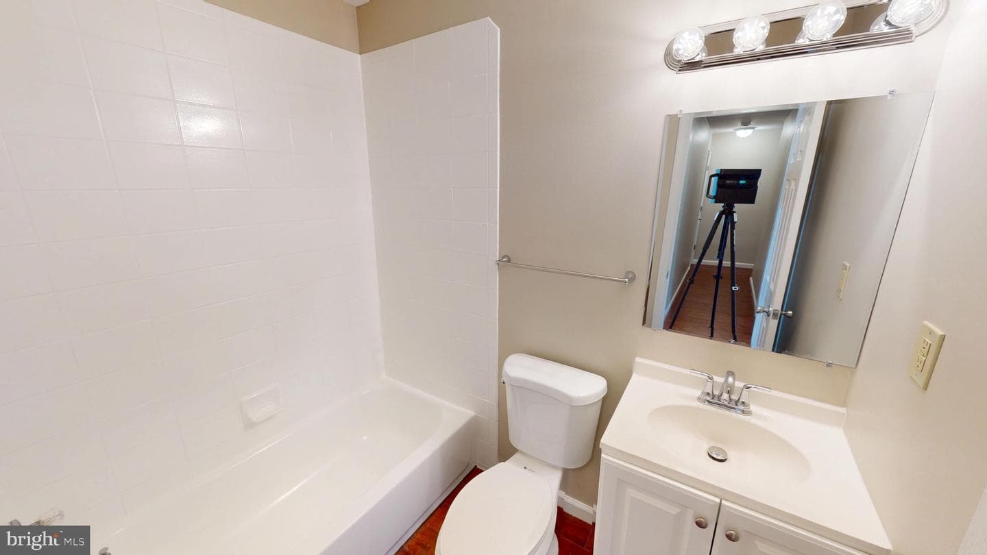 826 Holly Drive photo 44