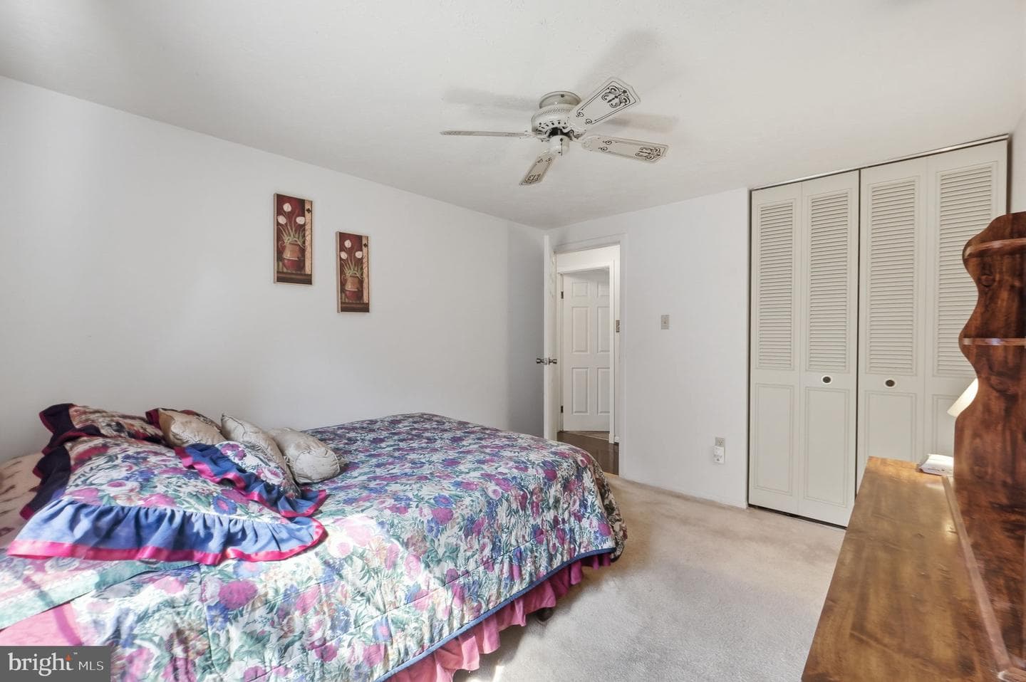 1034 Saint Pauls Drive photo 20