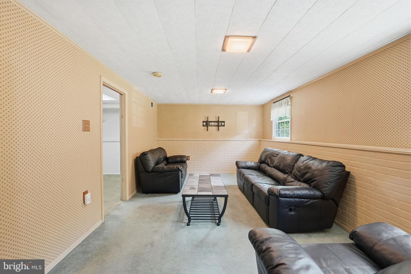1034 Saint Pauls Drive photo 25
