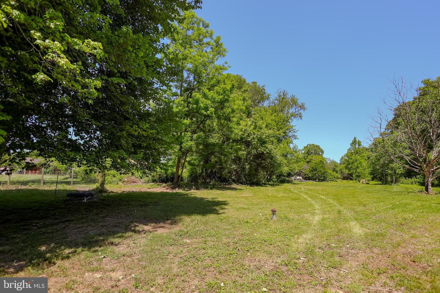 4580 Bicknell Road photo 37