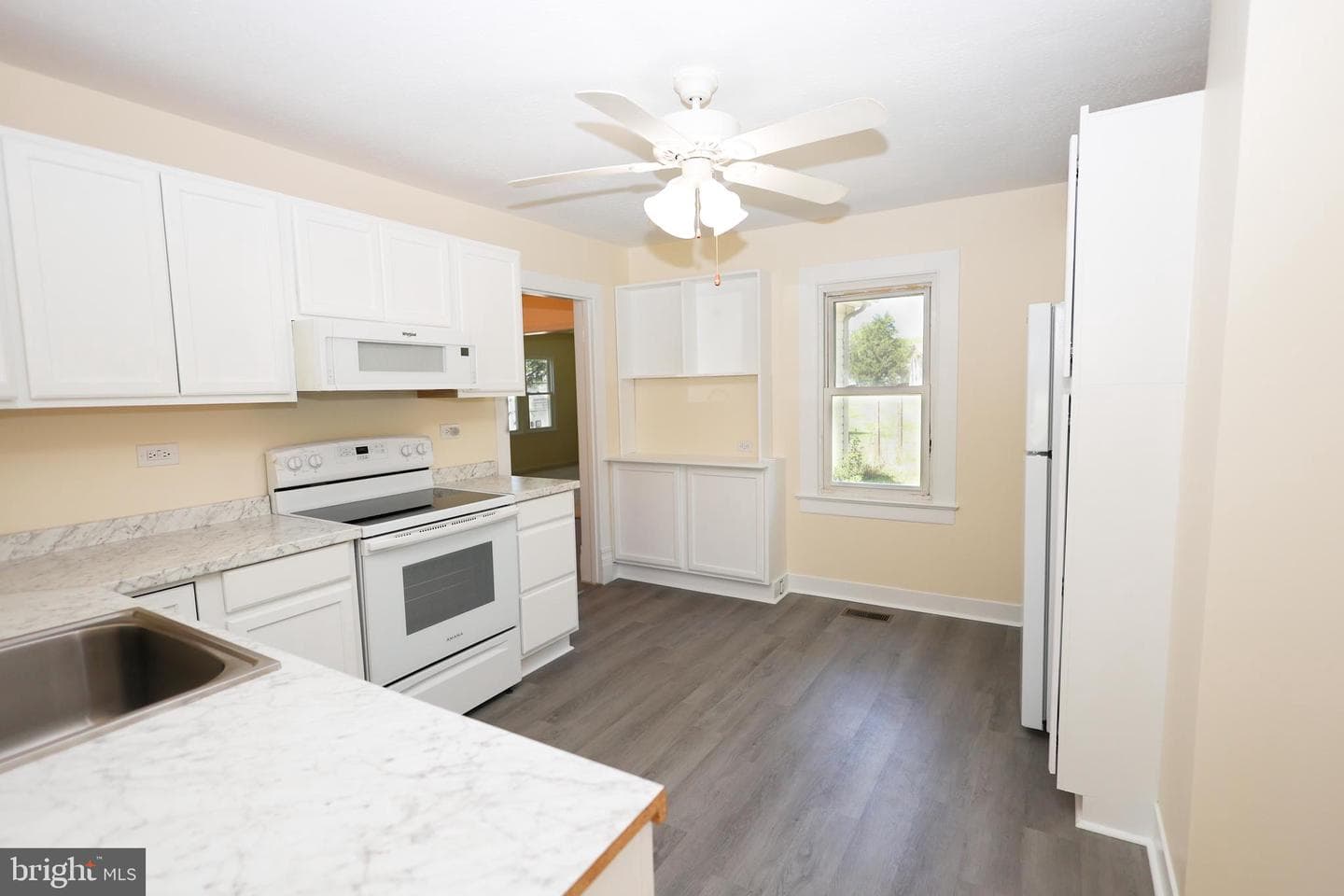 4580 Bicknell Road photo 9