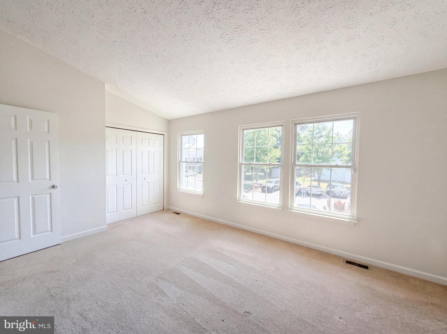 5812 Springfish Place photo 9