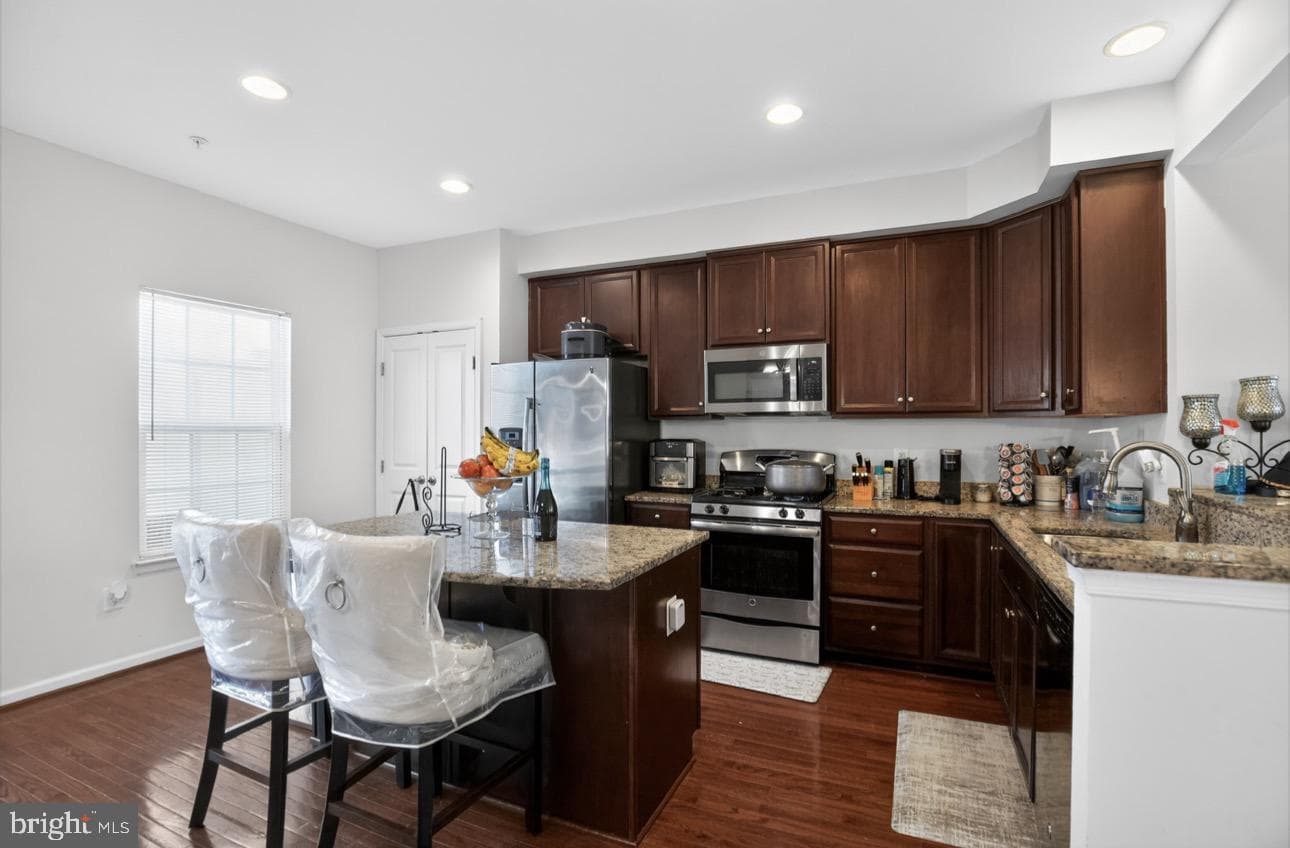 3252 Green Cove Place photo 5