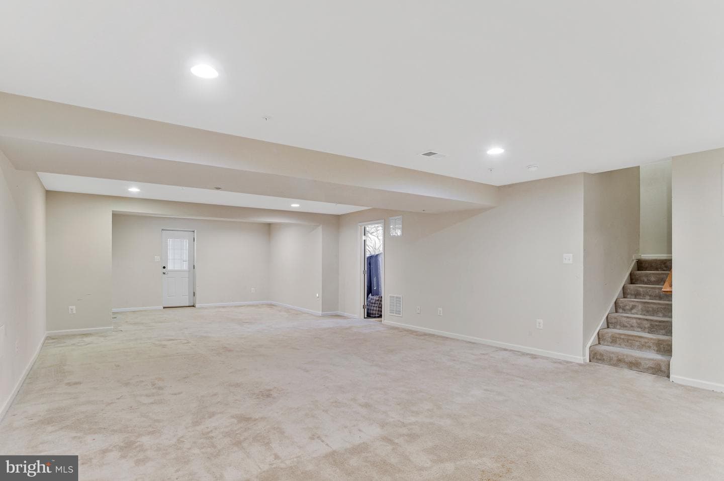 11762 Nationals Lane photo 57