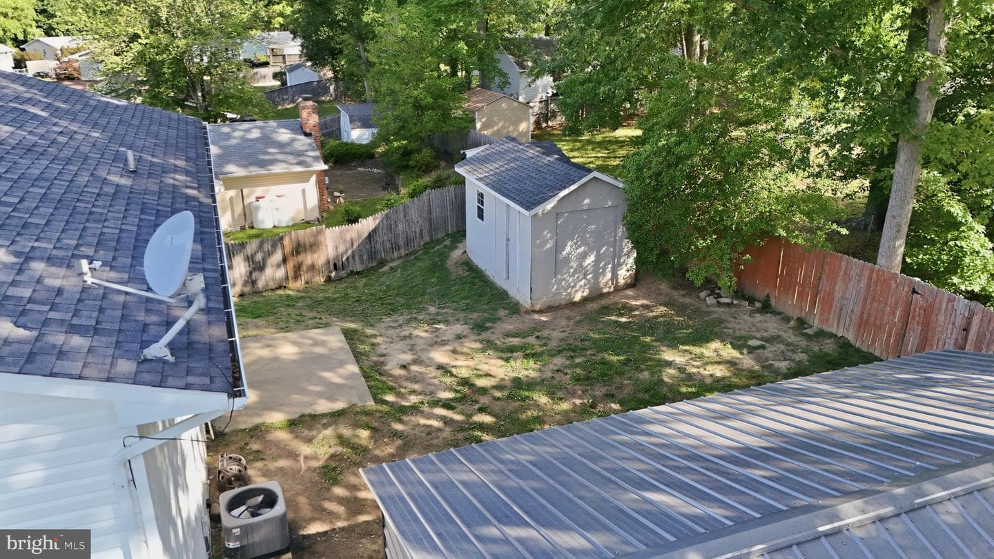 2346 Woodberry Drive photo 5