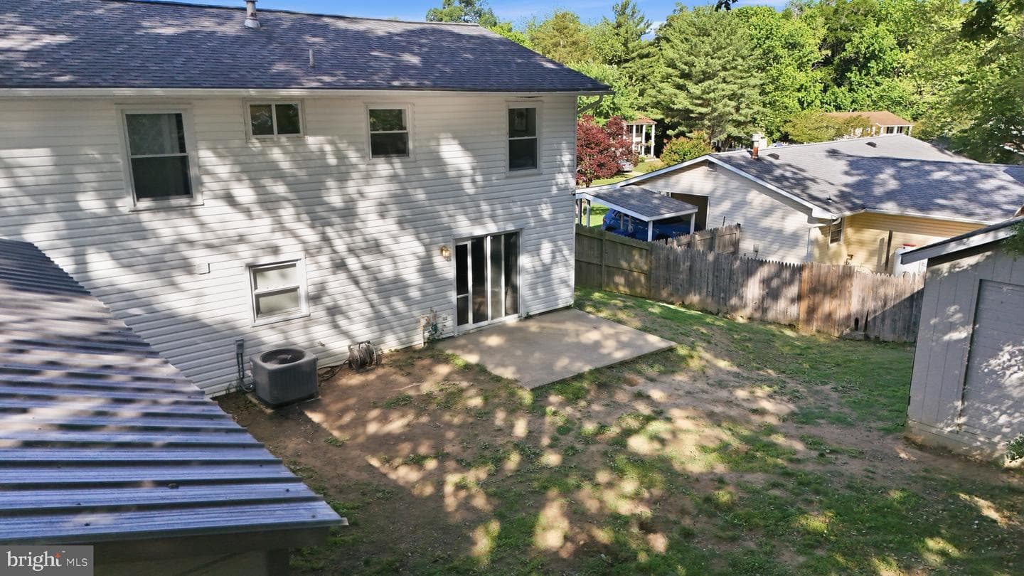 2346 Woodberry Drive photo 6