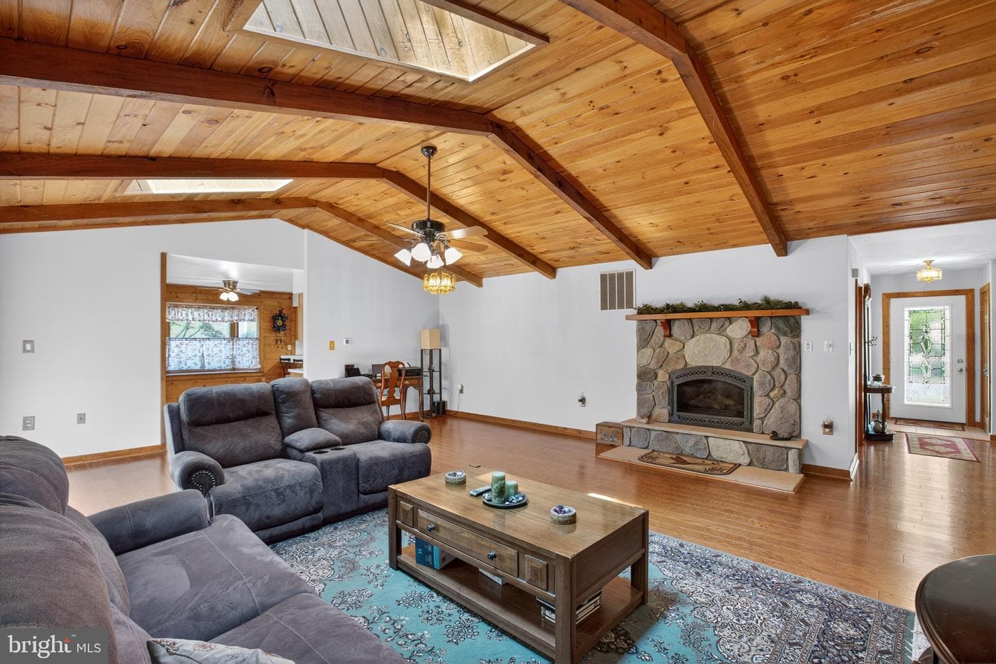 14575 Honeysuckle Way, Swan Point