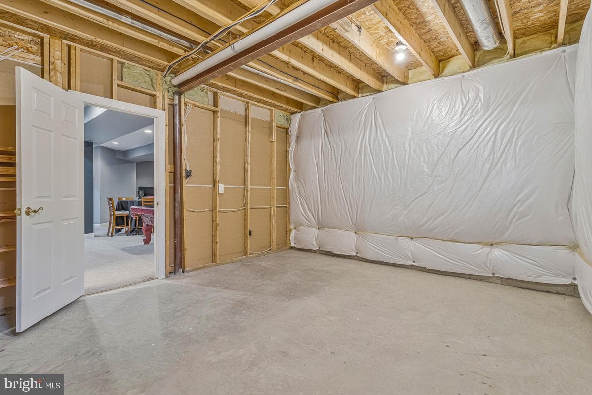 5563 Notched Beak Court photo 46