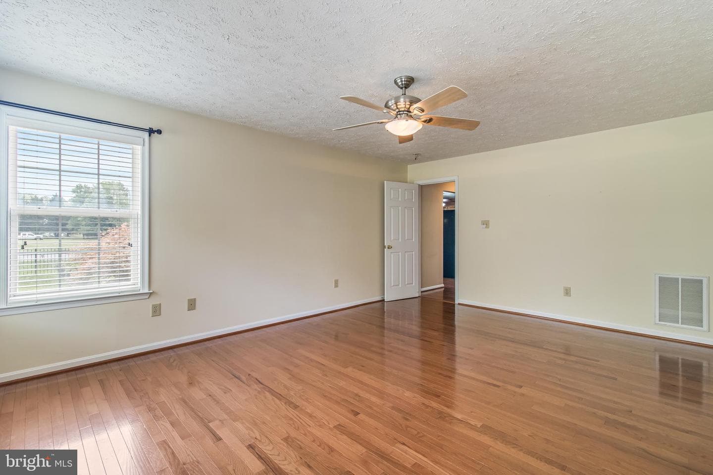 7790 Traeleigh Lane photo 46