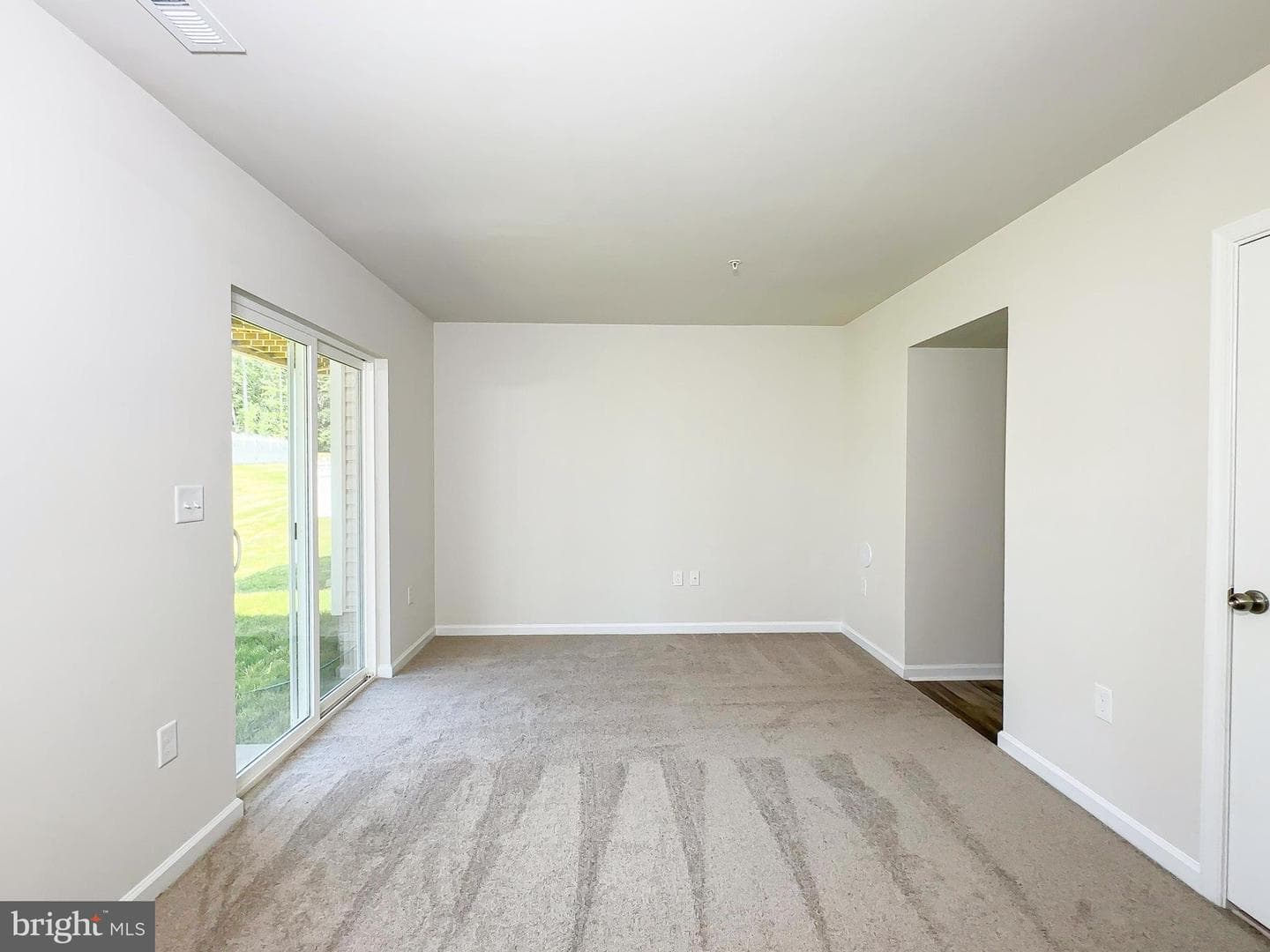 5615 Ludlow Place photo 19
