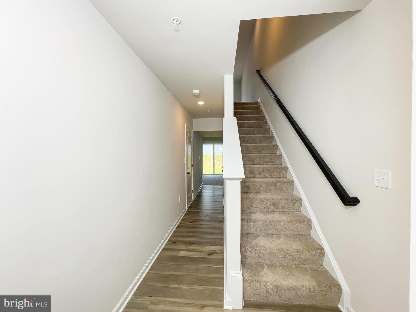 5615 Ludlow Place photo 8