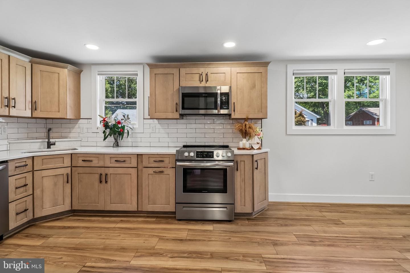 403 Prospect Street photo 23