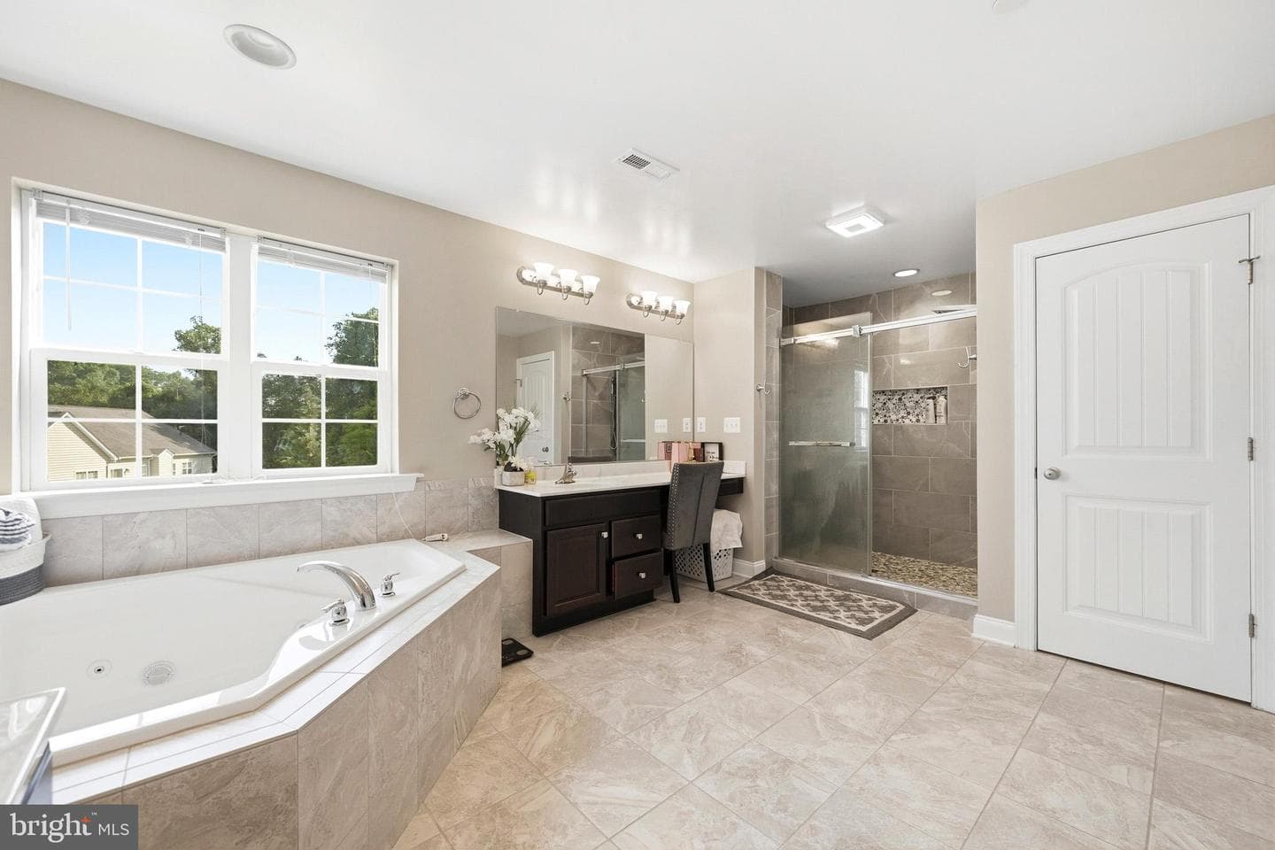 7253 Filly Court photo 6