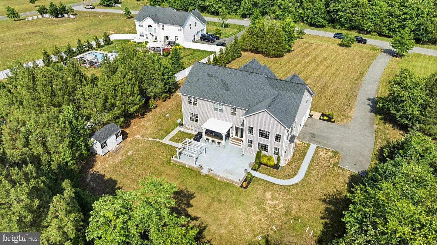 7253 Filly Court photo 8