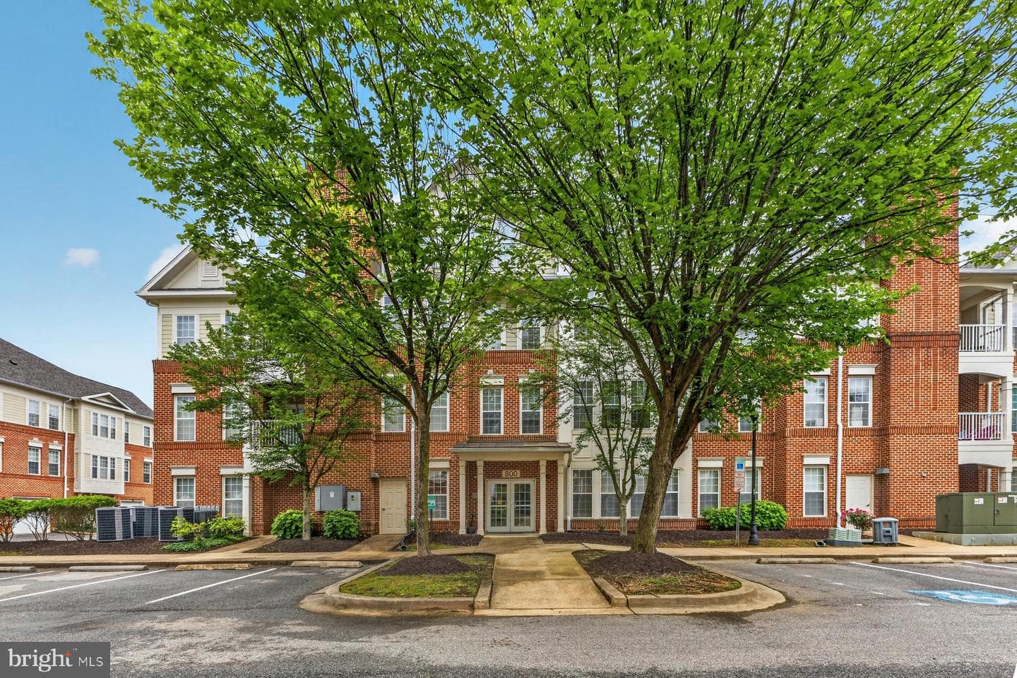 800 Edelen Station Place #204, La Plata