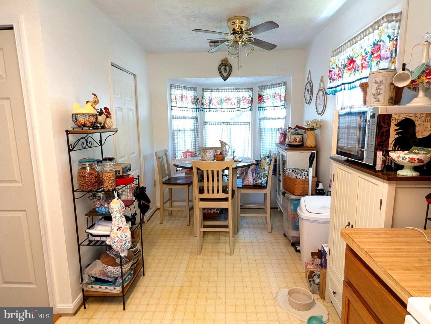 6089 Red Squirrel Place photo 11