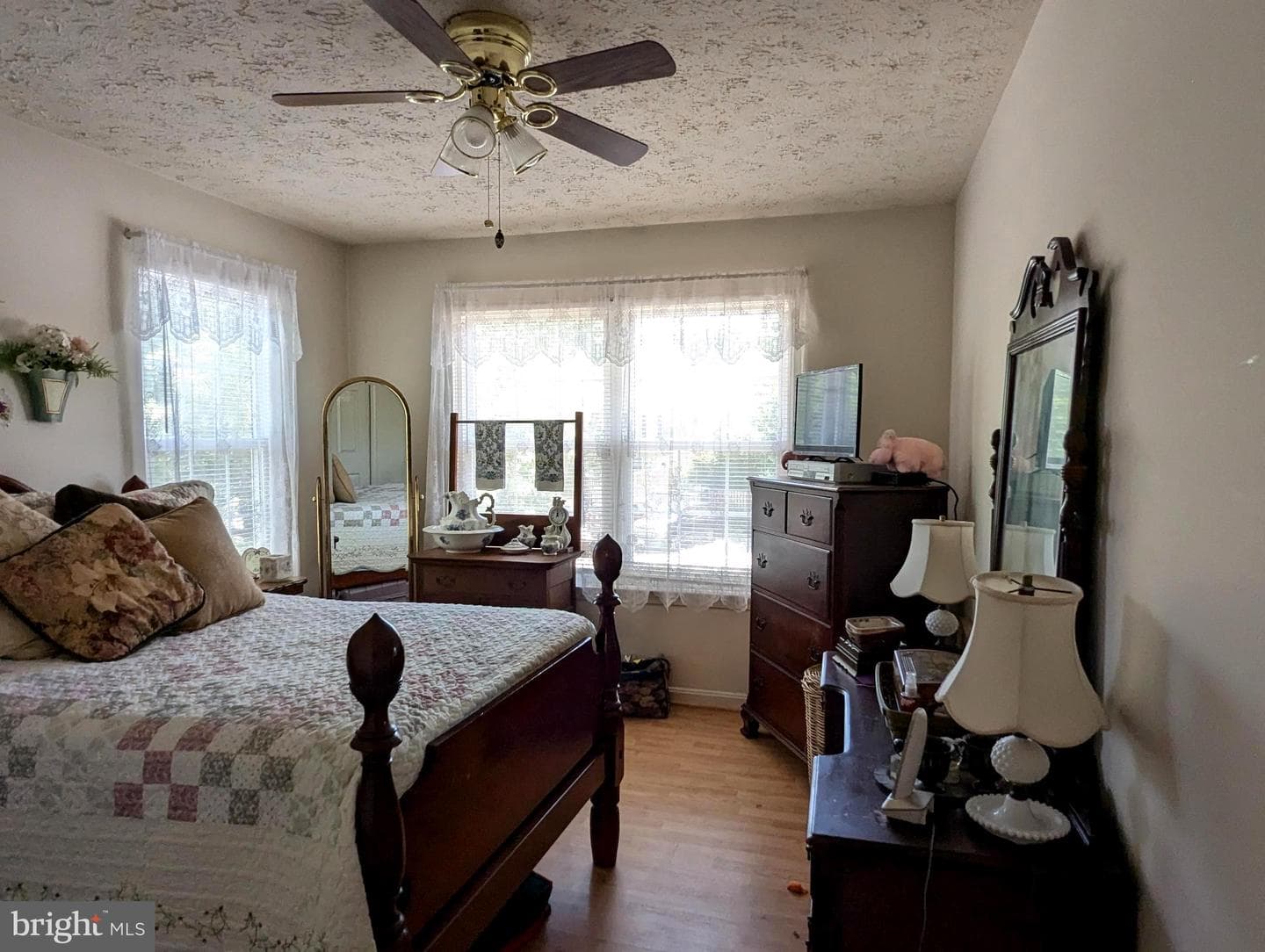 6089 Red Squirrel Place photo 32