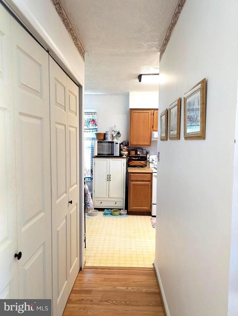 6089 Red Squirrel Place photo 8