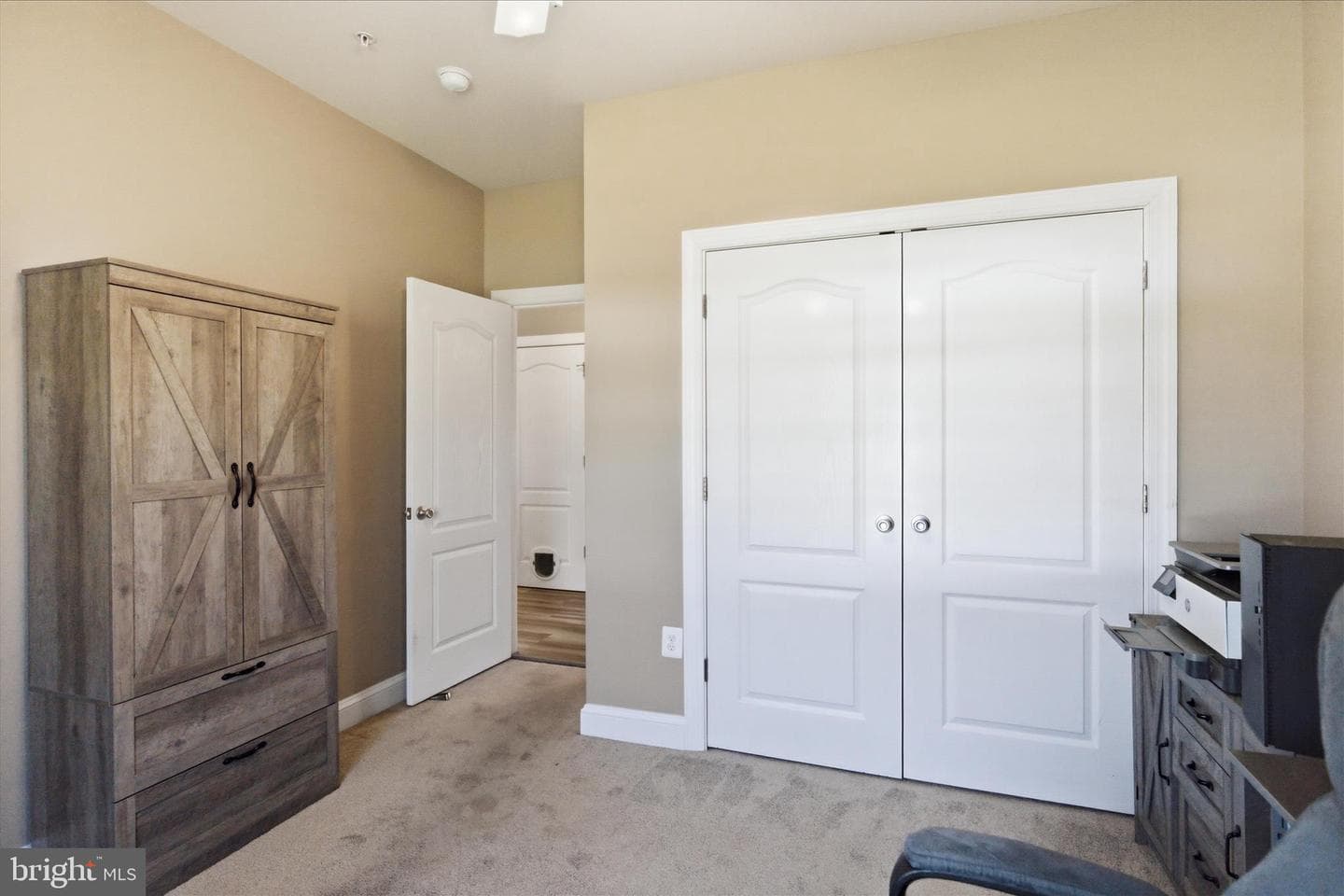 7098 Quicktree Place photo 17