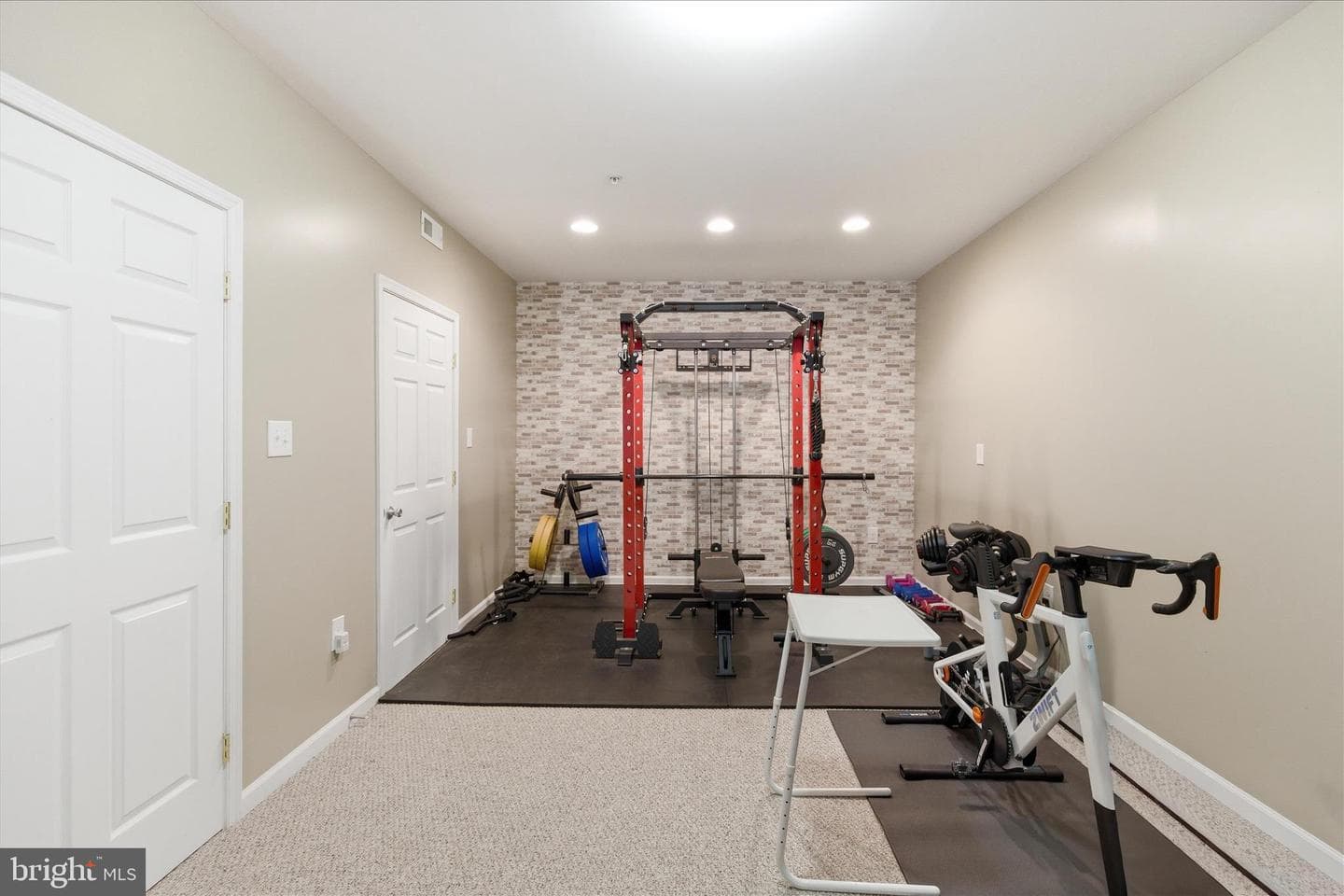 7098 Quicktree Place photo 24