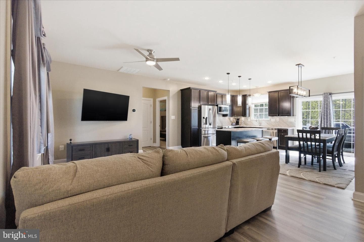 7098 Quicktree Place photo 7