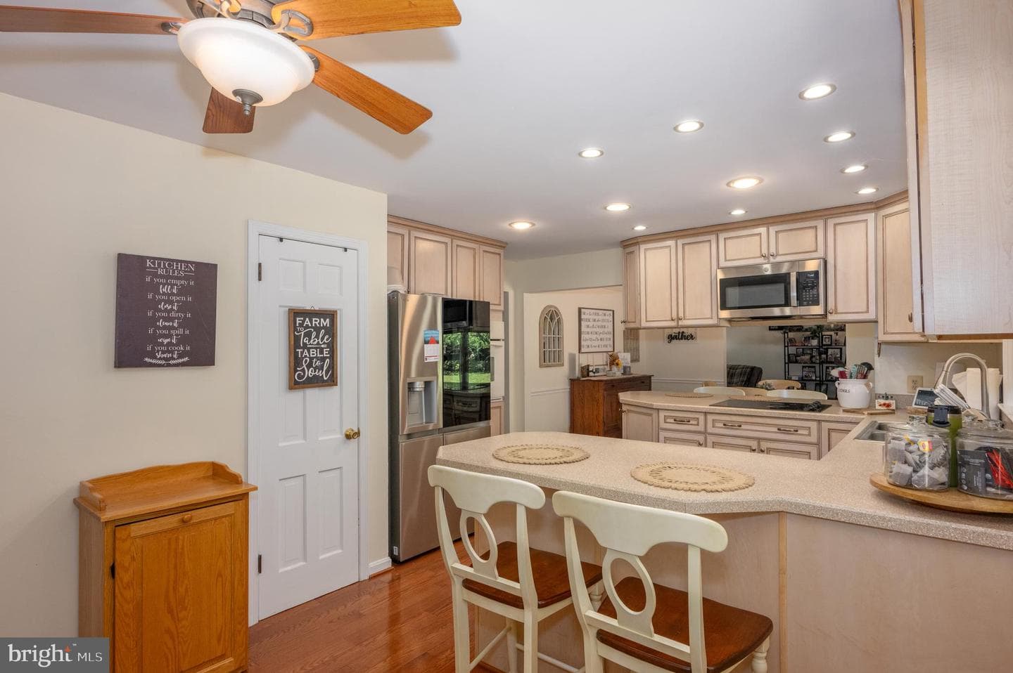 9150 Cedar Street photo 16